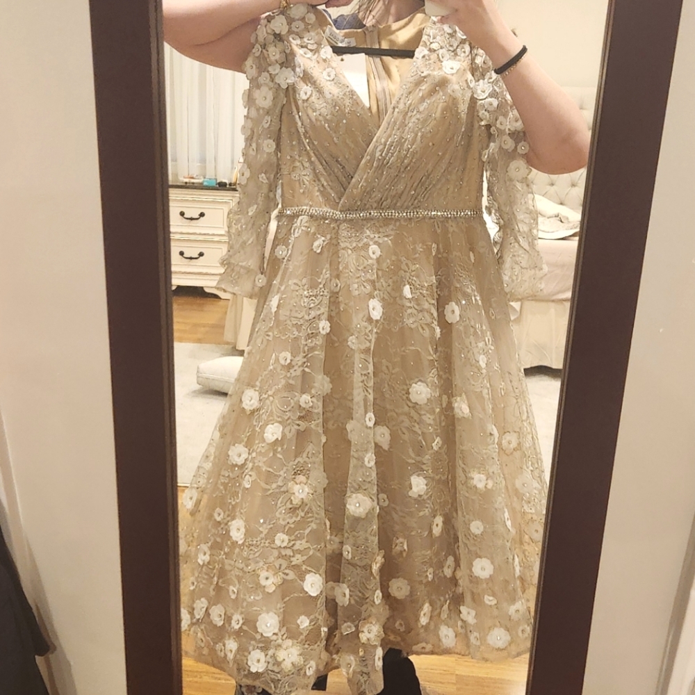 NWT Mac Duggal Floral Embellished Lace A-Line Dress - Picture 4 of 4